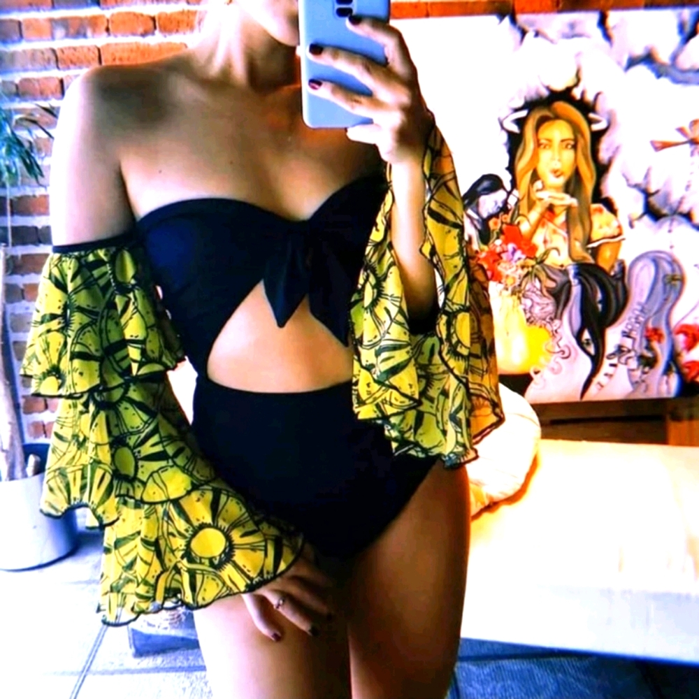 Bathing suit